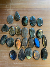 Load image into Gallery viewer, The Consecrated Crystal Crystals, Stones, Minerals Labradorite med Assorted Crystal Cabochons

